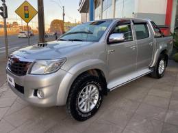 TOYOTA - HILUX - 2013/2013 - Prata - R$ 137.900,00