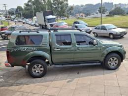 NISSAN - FRONTIER - 2013/2014 - Verde - R$ 94.900,00