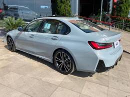 BMW - 320I - 2023/2024 - Cinza - R$ 353.000,00