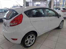 FORD - FIESTA - 2012/2013 - Branca - R$ 42.900,00