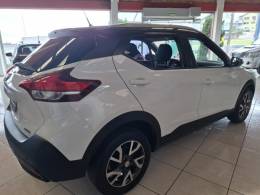 NISSAN - KICKS - 2019/2020 - Branca - R$ 89.900,00