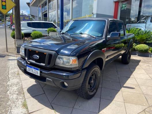 FORD - RANGER - 2008/2009 - Preta - R$ 49.900,00