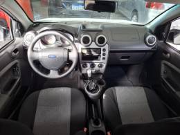 FORD - FIESTA - 2013/2014 - Branca - R$ 34.900,00