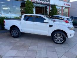 FORD - RANGER - 2019/2020 - Branca - R$ 138.900,00