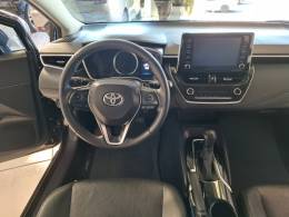 TOYOTA - COROLLA - 2021/2022 - Preta - R$ 125.500,00