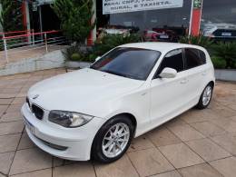 BMW - 118I - 2010/2011 - Branco - R$ 59.900,00