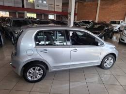 VOLKSWAGEN - UP - 2017/2018 - Prata - R$ 57.900,00