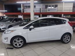 FORD - FIESTA - 2012/2013 - Branca - R$ 42.900,00