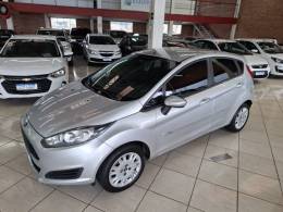 FORD - FIESTA - 2014/2015 - Prata - R$ 45.900,00