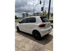 VOLKSWAGEN - FOX - 2014/2015 - Branca - R$ 48.900,00