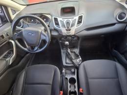 FORD - FIESTA - 2012/2012 - Prata - R$ 37.900,00