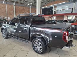 NISSAN - FRONTIER - 2016/2016 - Preta - R$ 116.900,00