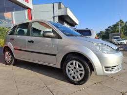 FORD - FIESTA - 2002/2003 - Prata - R$ 18.900,00