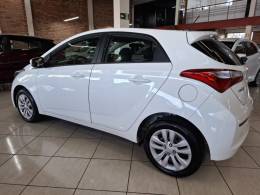 HYUNDAI - HB20 - 2017/2018 - Branca - R$ 62.900,00