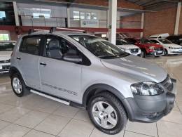 VOLKSWAGEN - CROSSFOX - 2009/2010 - Prata - R$ 38.900,00