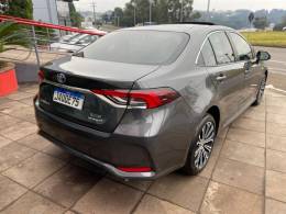 TOYOTA - COROLLA - 2021/2022 - Cinza - R$ 153.000,00