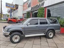 TOYOTA - HILUX SW4 - 1994/1995 - Cinza - R$ 67.900,00