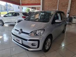 VOLKSWAGEN - UP - 2017/2018 - Prata - R$ 57.900,00