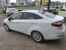 FORD - FIESTA - 2014/2014 - Branca - R$ 48.500,00