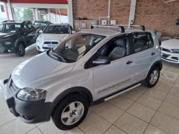 VOLKSWAGEN - CROSSFOX - 2009/2010 - Prata - R$ 38.900,00