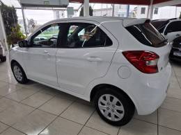 FORD - KA - 2015/2016 - Branca - R$ 44.900,00