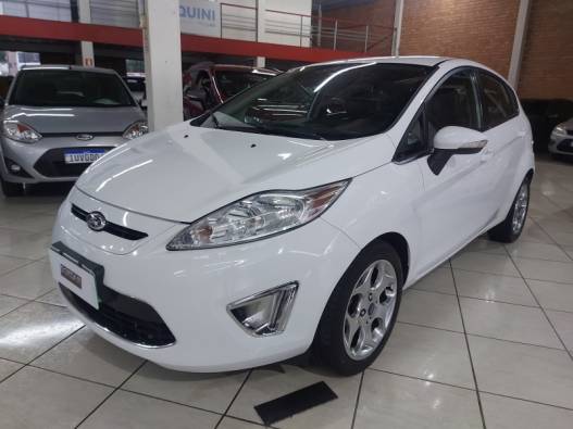 FORD - FIESTA - 2012/2013 - Branca - R$ 42.900,00