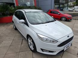 FORD - FOCUS - 2017/2017 - Branca - R$ 63.900,00