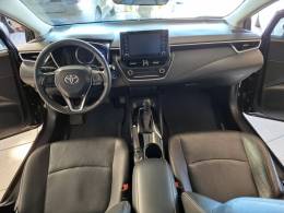 TOYOTA - COROLLA - 2021/2022 - Preta - R$ 125.500,00