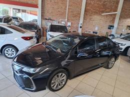 TOYOTA - COROLLA - 2021/2022 - Preta - R$ 125.500,00