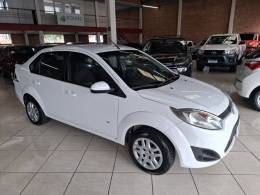 FORD - FIESTA - 2013/2014 - Branca - R$ 34.900,00