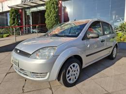 FORD - FIESTA - 2002/2003 - Prata - R$ 18.900,00