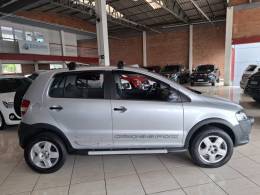 VOLKSWAGEN - CROSSFOX - 2009/2010 - Prata - R$ 38.900,00