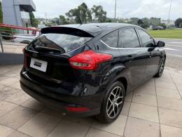 FORD - FOCUS - 2016/2016 - Preta - R$ 62.900,00